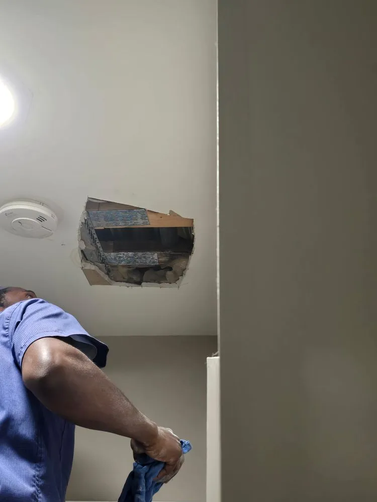 Slide of Michael & Son Services Hyattsville