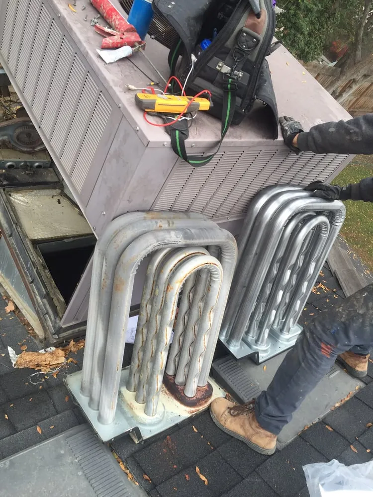 Slide of Mid Valley Air