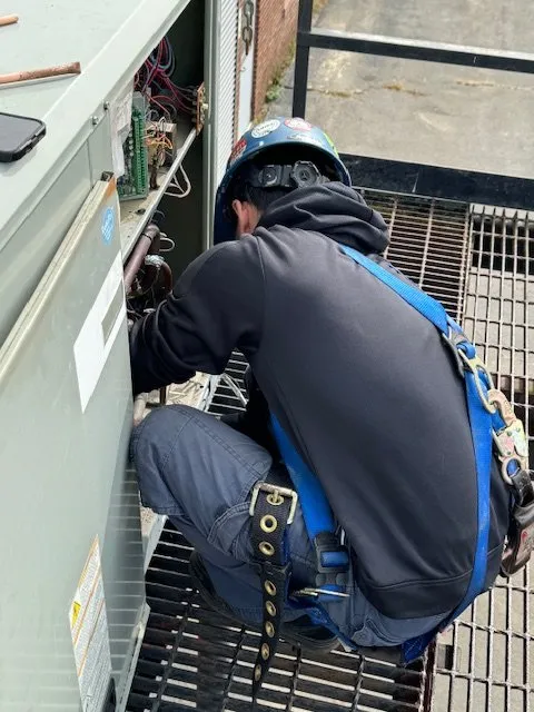 Slide of Midcoast Heating & Cooling