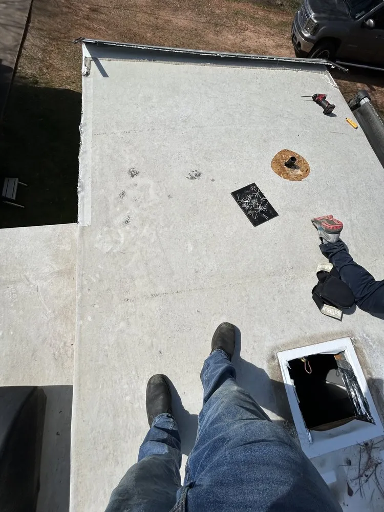 Slide of Middle Georgia RV Repair