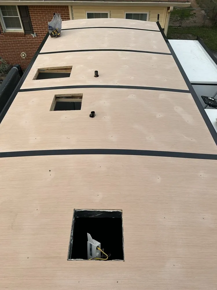 Slide of Middle Georgia RV Repair