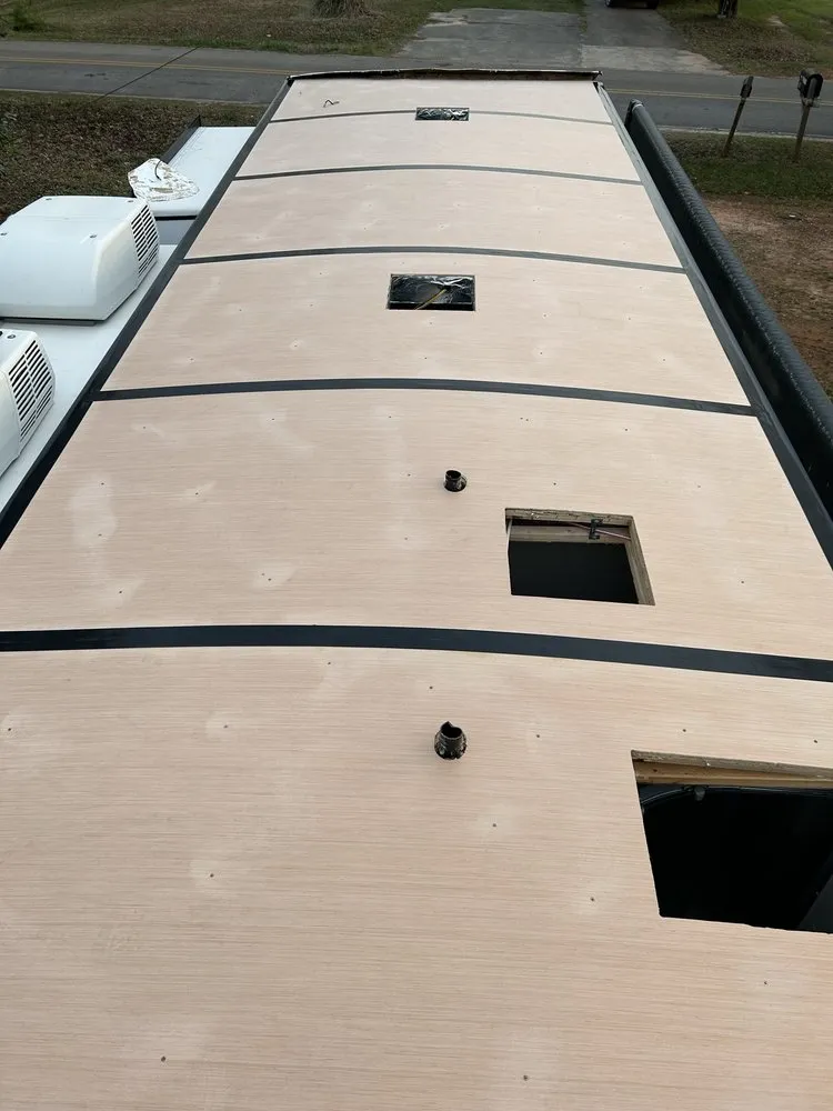 Slide of Middle Georgia RV Repair