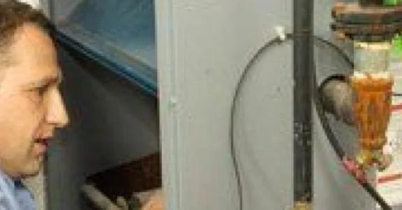 Slide of Midwest Appliance Repair