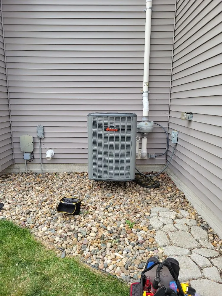 Slide of Midwest Comfort Heating & Cooling