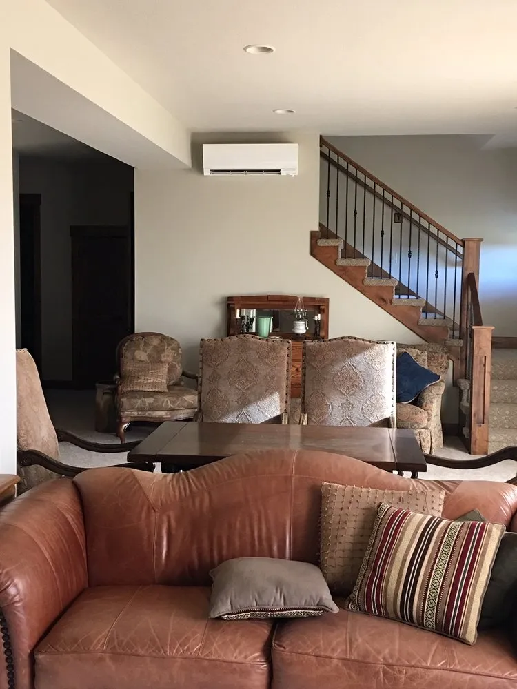 Slide of Midwest Energy Team