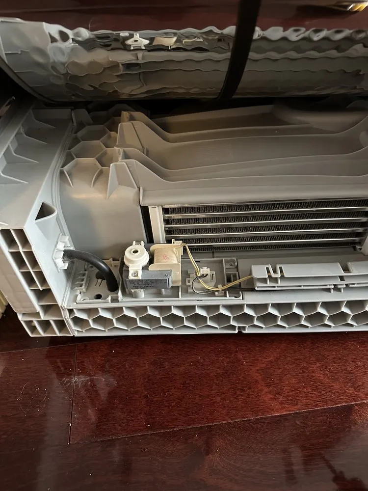 Slide of Miele USA Support