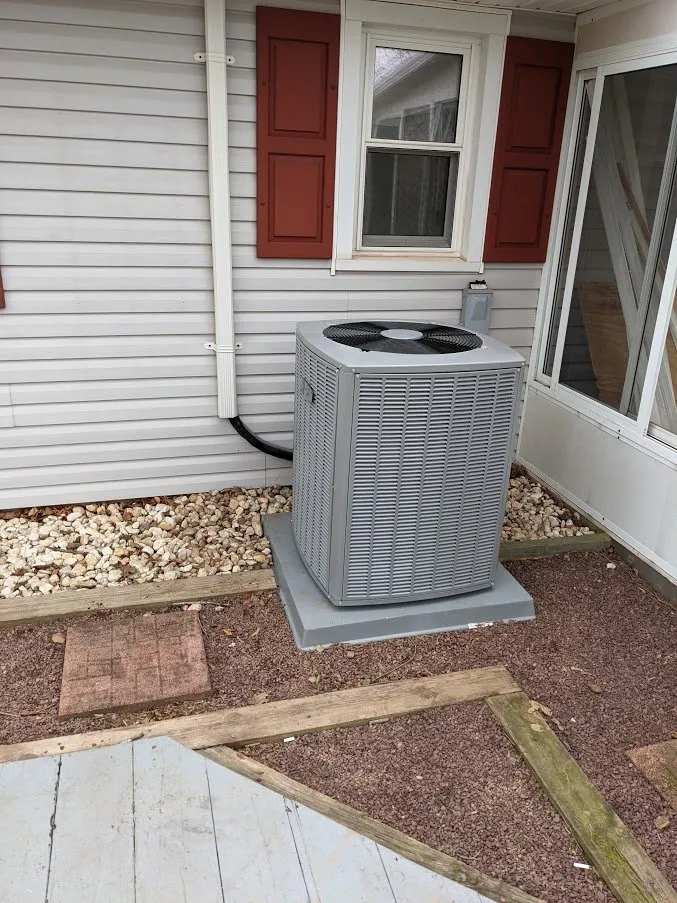 Slide of Mighty Ducts Heating & Cooling