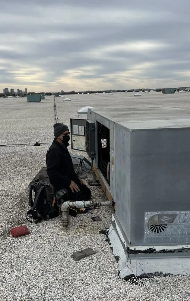 Slide of Mike Reyes Heating and Air Conditioning Services