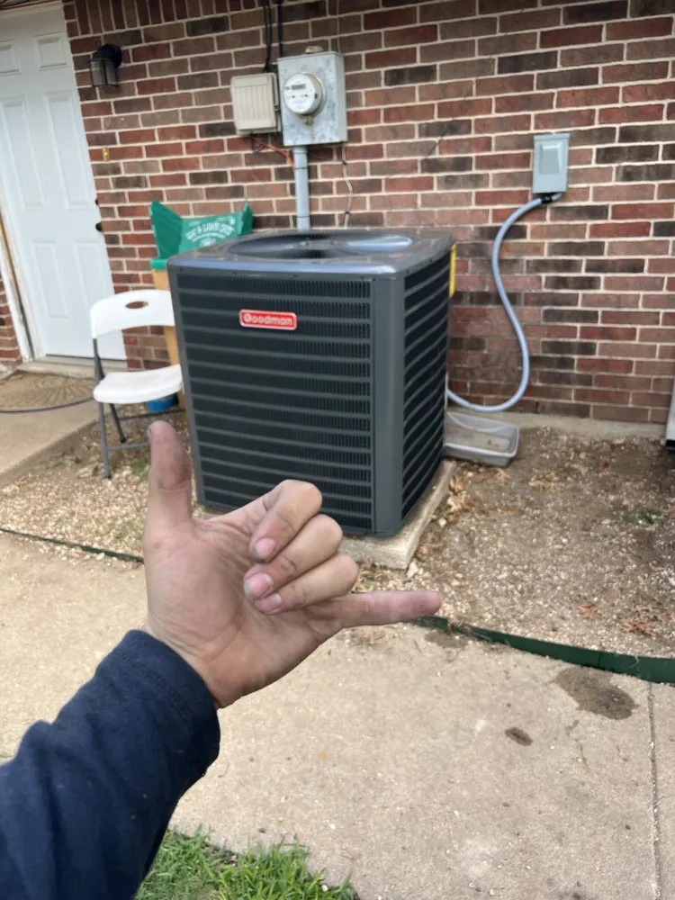 Slide of Mike Reyes Heating and Air Conditioning Services