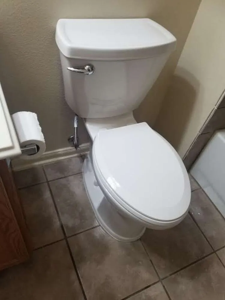 Slide of Mikes Repair Services DFW