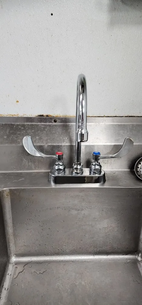 Slide of Mikes Repair Services DFW