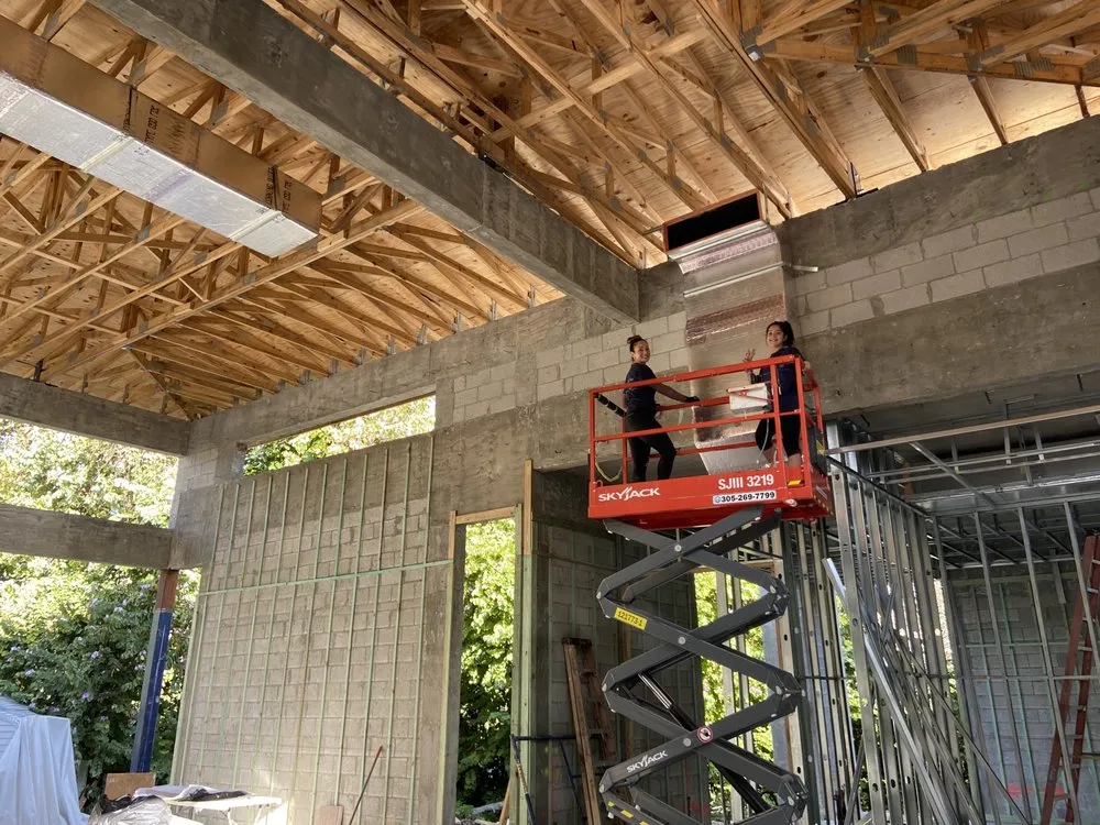 Slide of Milian Quality Air