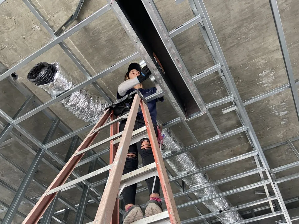 Slide of Milian Quality Air