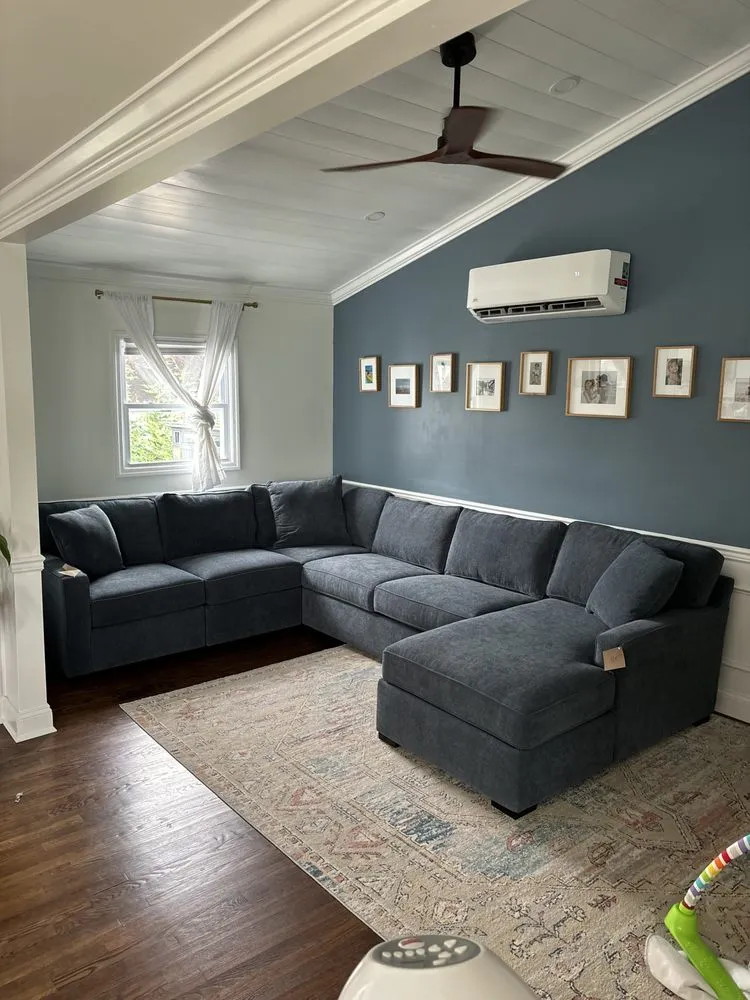 Slide of Mini Split Breeze