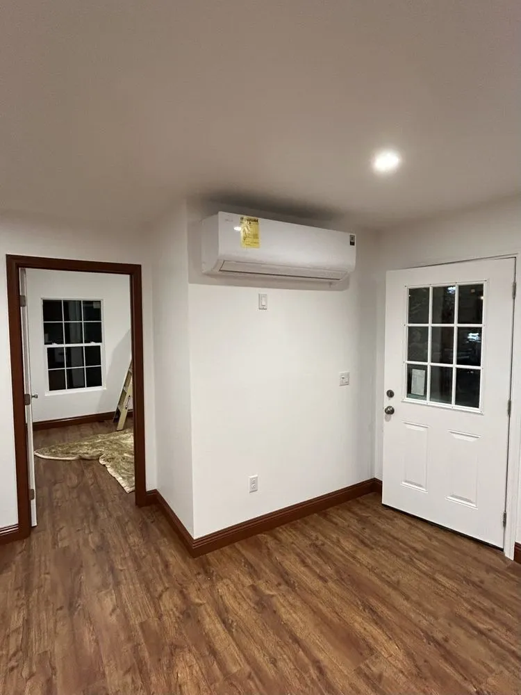 Slide of Mini Split Installation Gominisplit