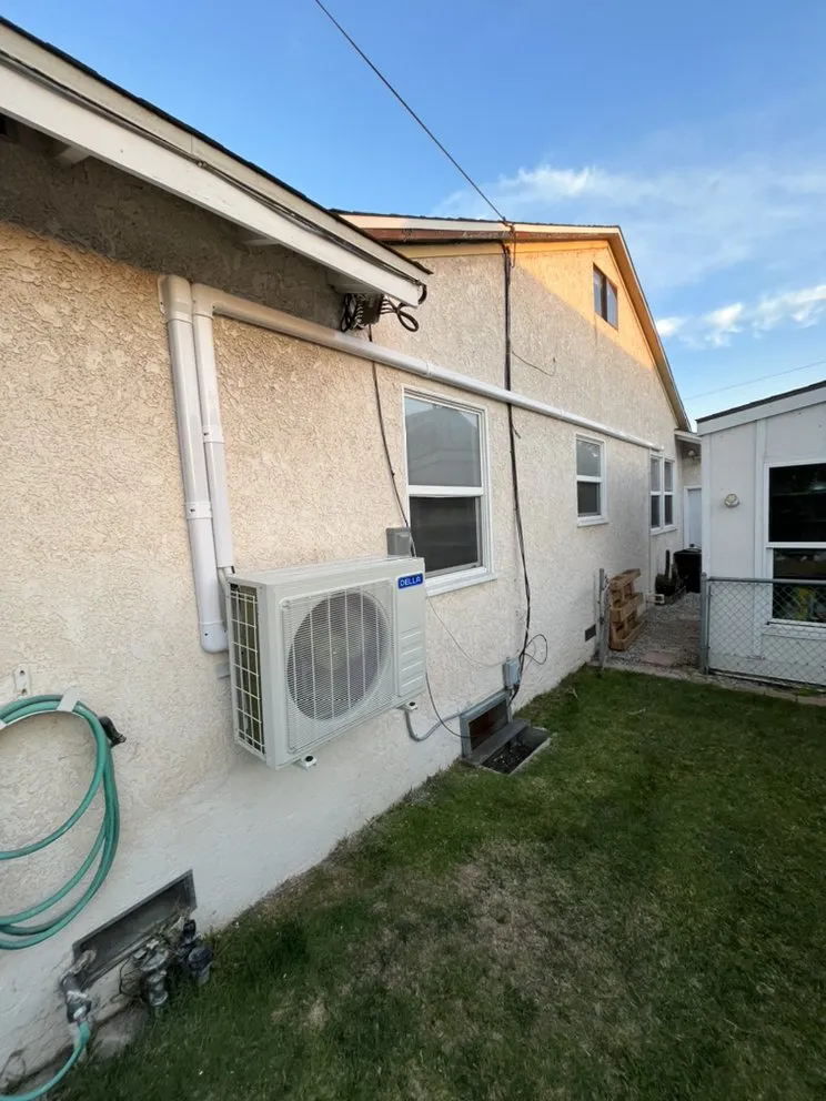 Slide of Mini Split Installation Gominisplit