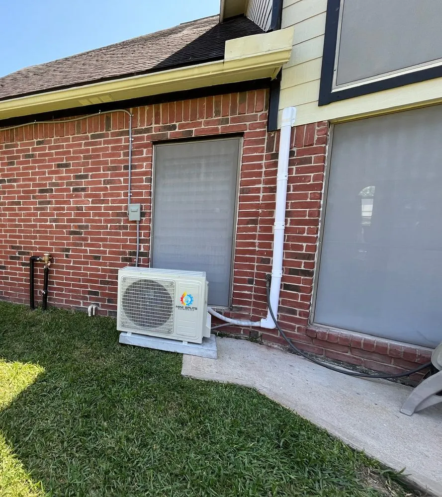 Slide of Mini Splits Express