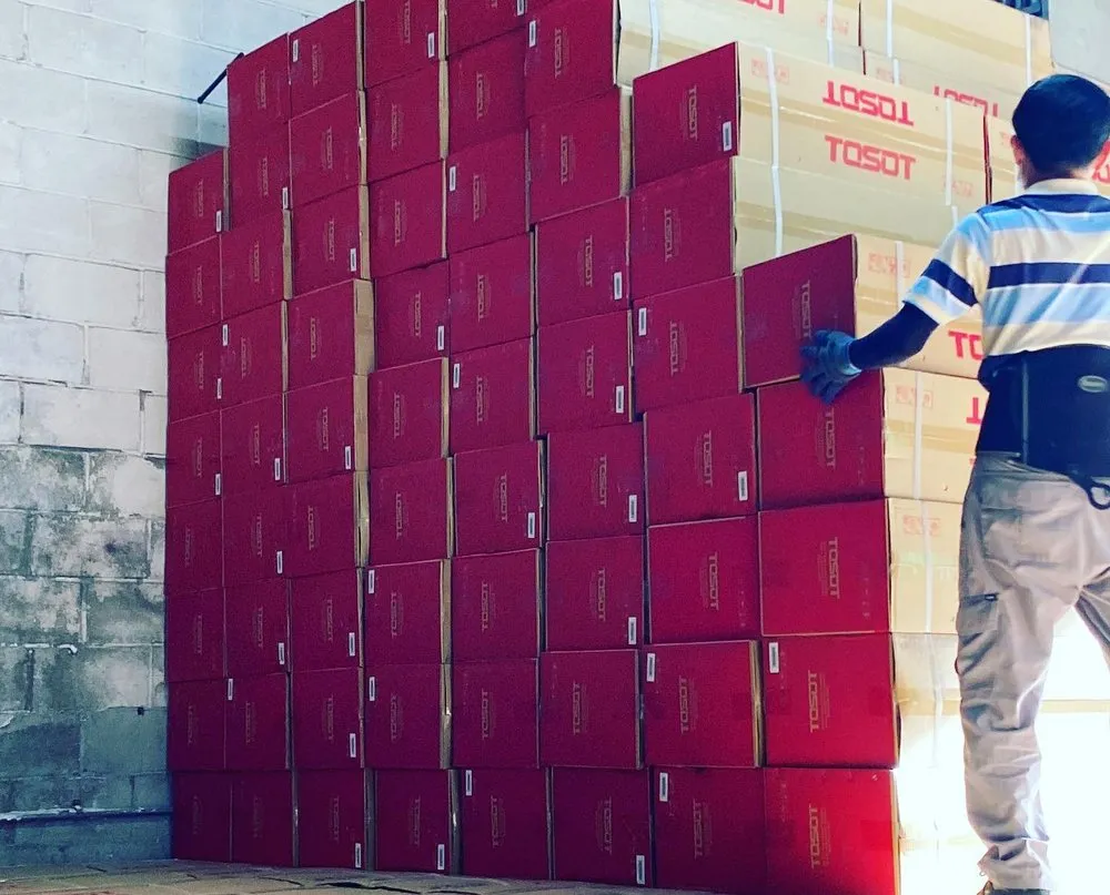 Slide of Mini Splits Outlets