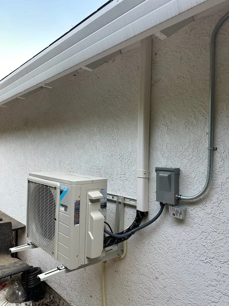 Slide of Minisplit Experts