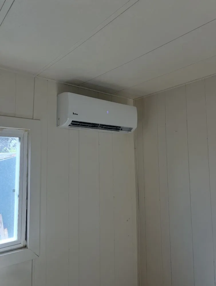 Slide of Minisplit Experts