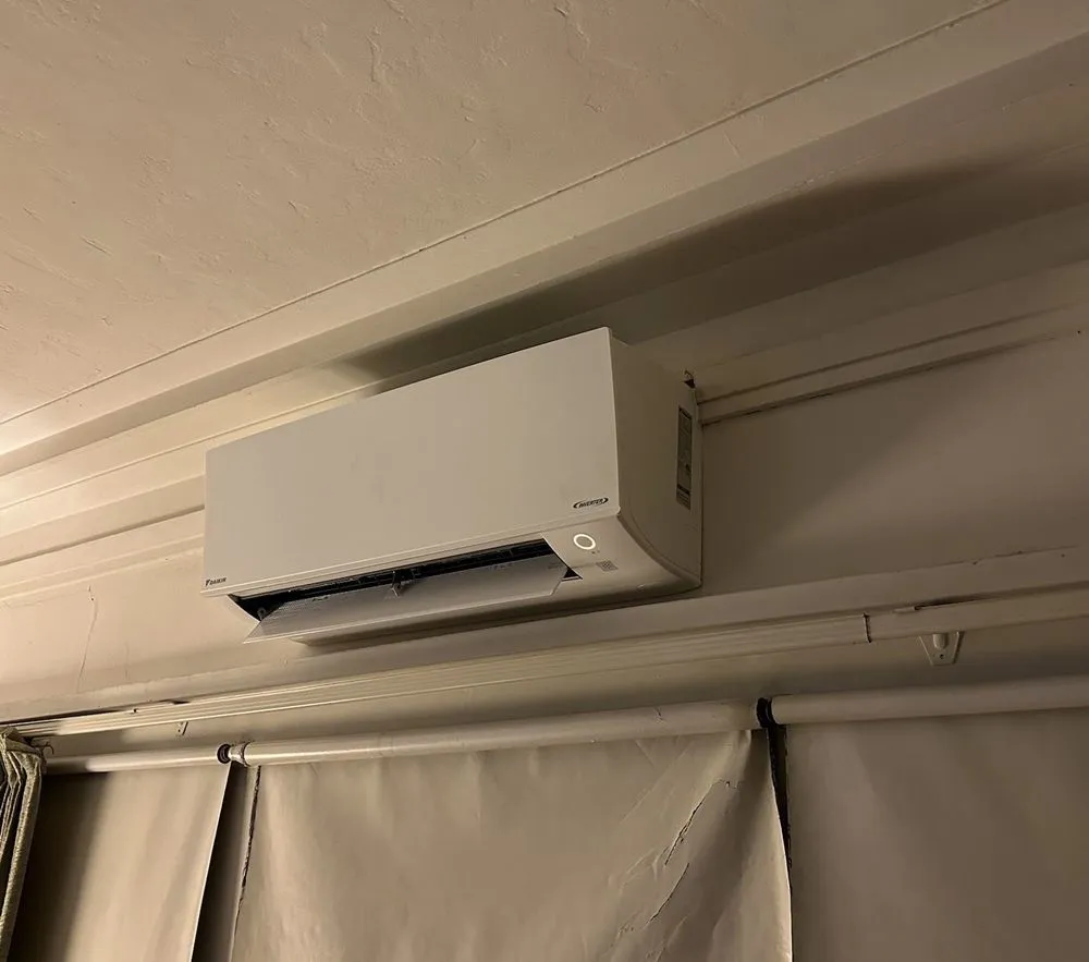 Slide of Minisplit Experts