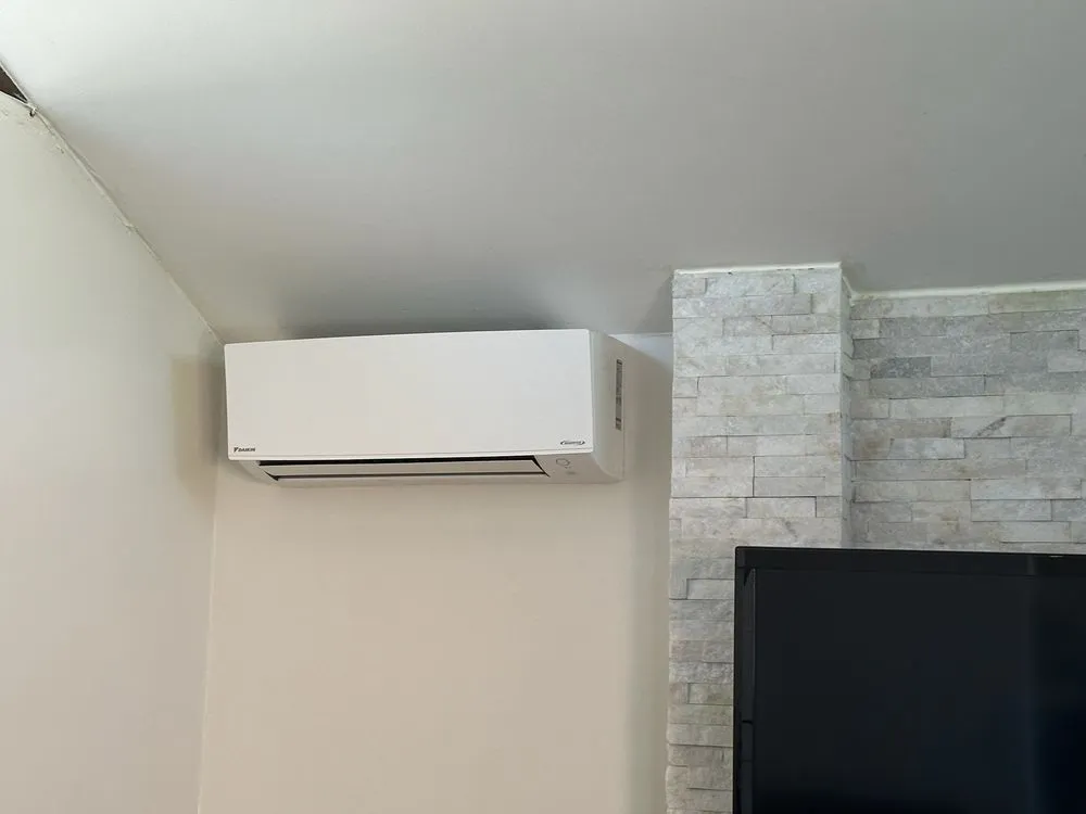 Slide of Minisplit Experts