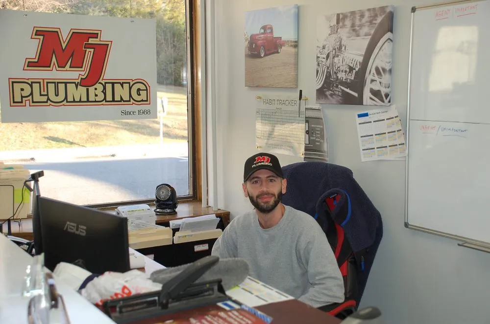 Slide of MJ Plumbing
