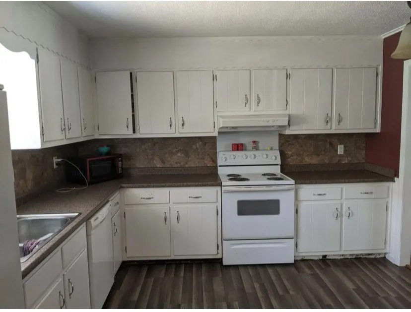 Slide of M.J Smith HVAC and Maintenance Services