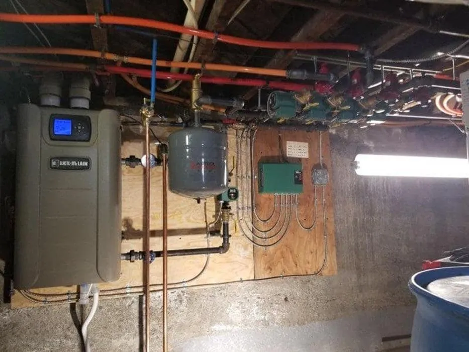 Slide of MM Derstine HVAC