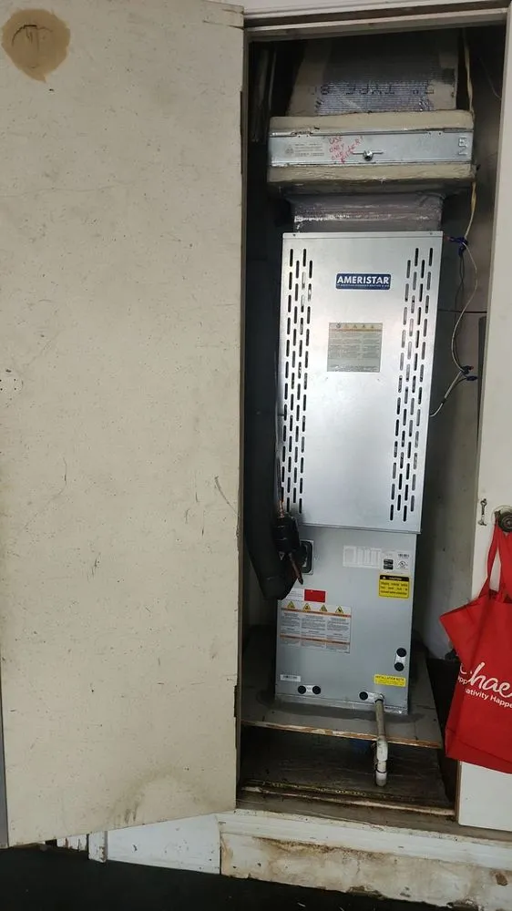 Slide of MMB 4 Seasons