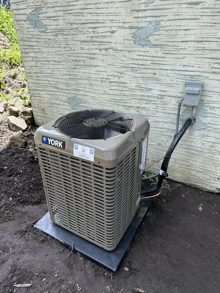 Slide of MN's All Seasons Comforts