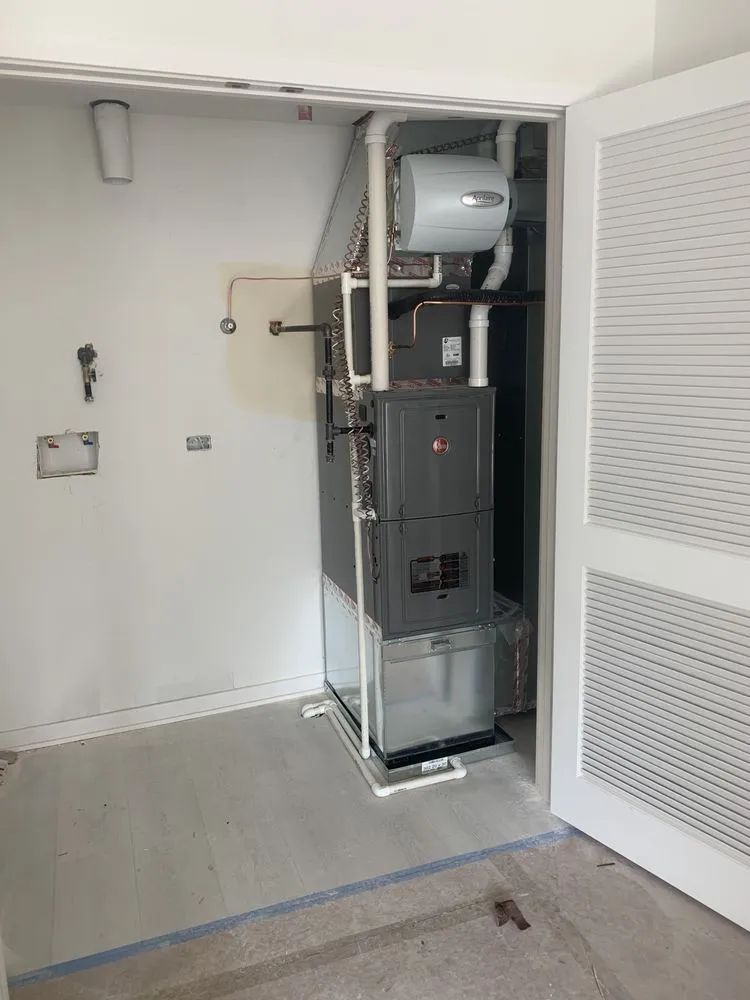 Slide of MNY Heating & Cooling