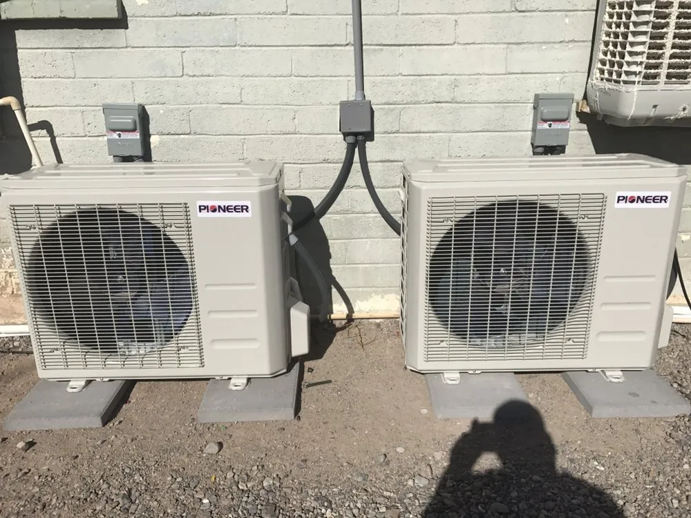 Slide of Mobil Tech RV Repair