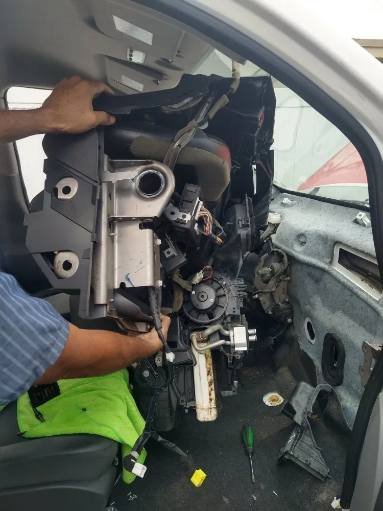 Slide of Mobile Automotive AC Service