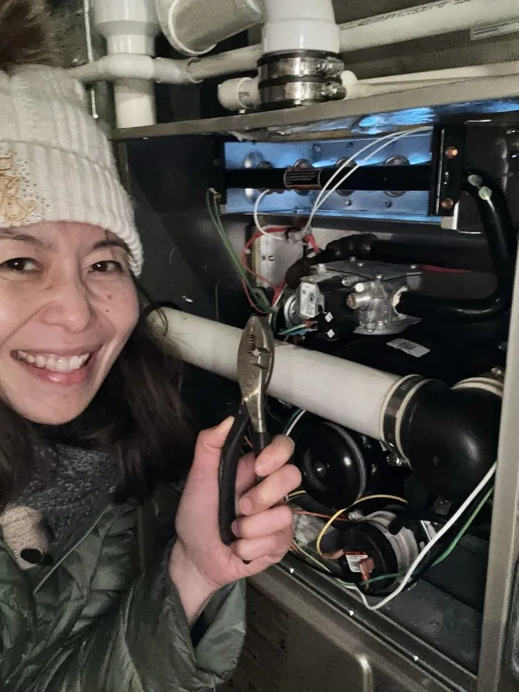 Slide of Modern Heating & Air Conditioning