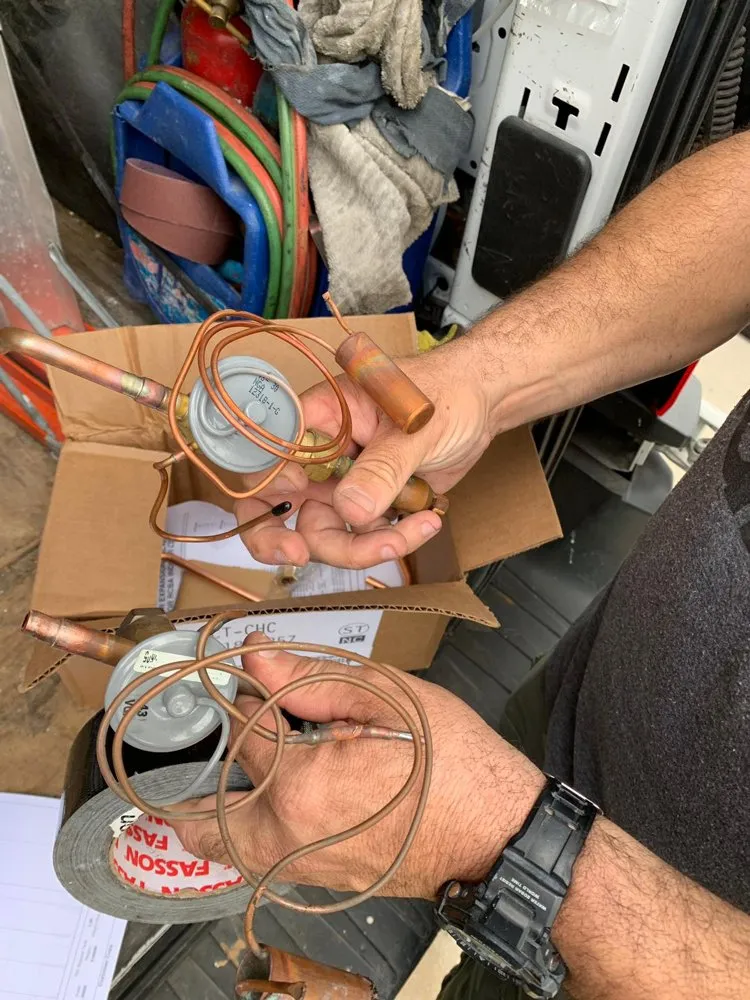 Slide of Modern Technology Heating & Cooling