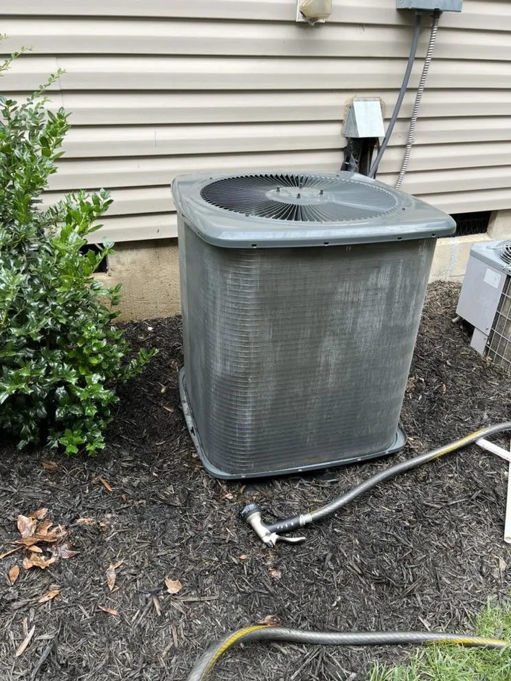 Slide of Moe Heating and Air