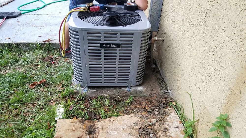 Slide of Moes Airconditioning