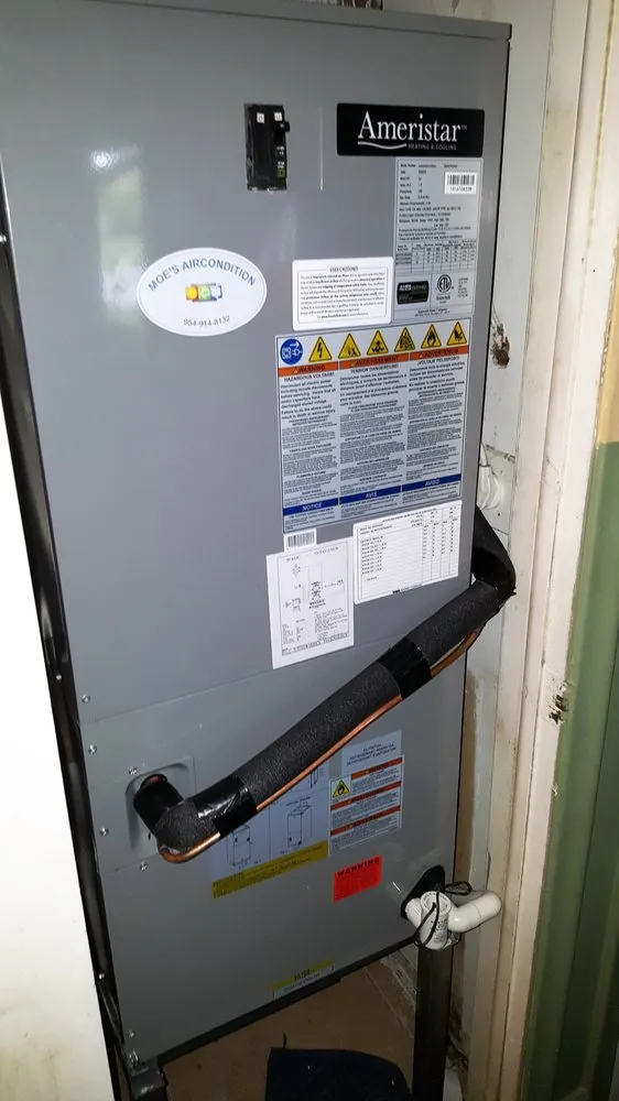 Slide of Moes Airconditioning