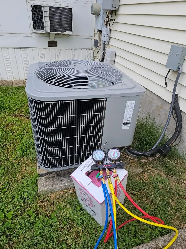 Slide of Molo Hvacre