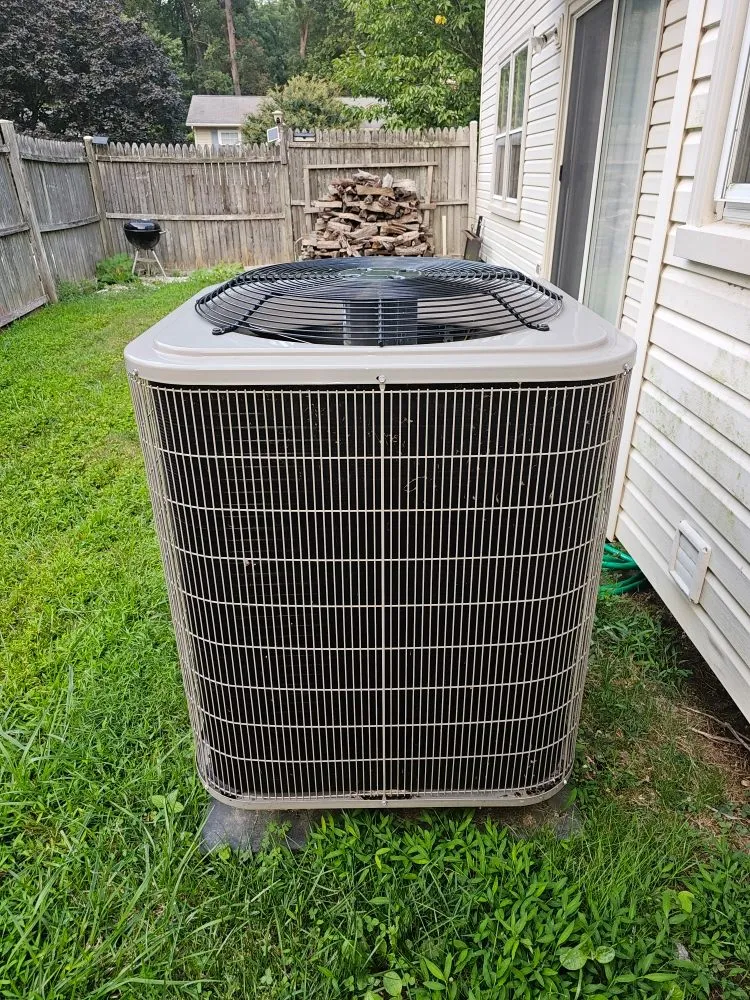 Slide of Molo Hvacre