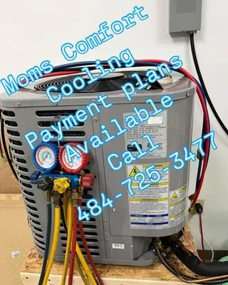 Moms Comfort Cooling Logo