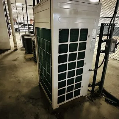 Monarch Air Systems Logo