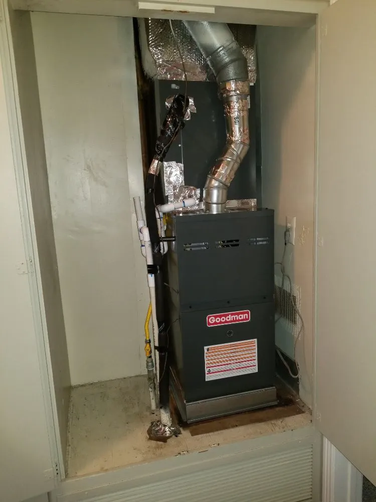 Slide of Monrovia Aire