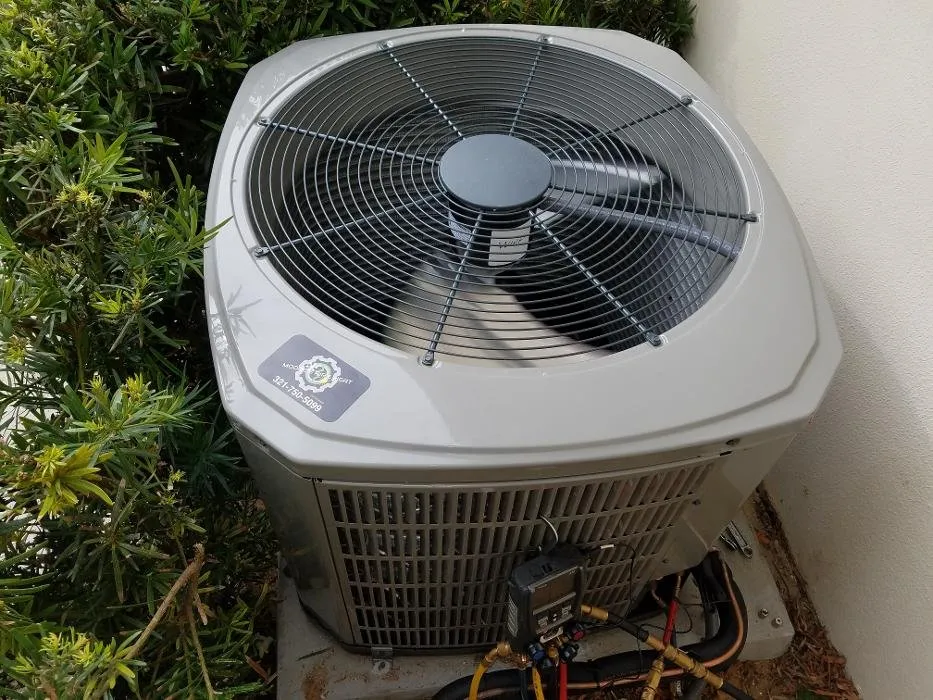 Slide of Moore's Air and Heat