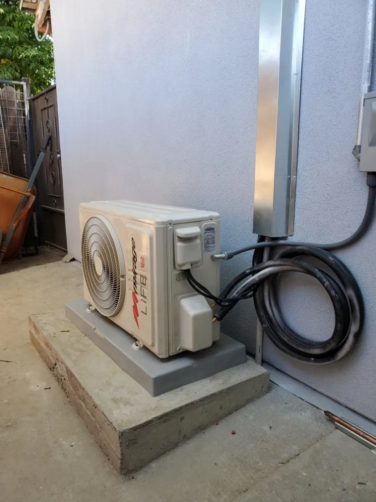 Slide of Moreno Air & Heating