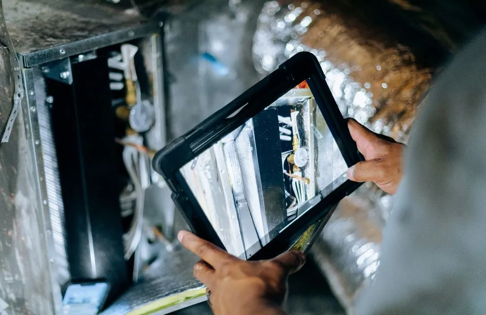 Slide of Moss Heating & Cooling