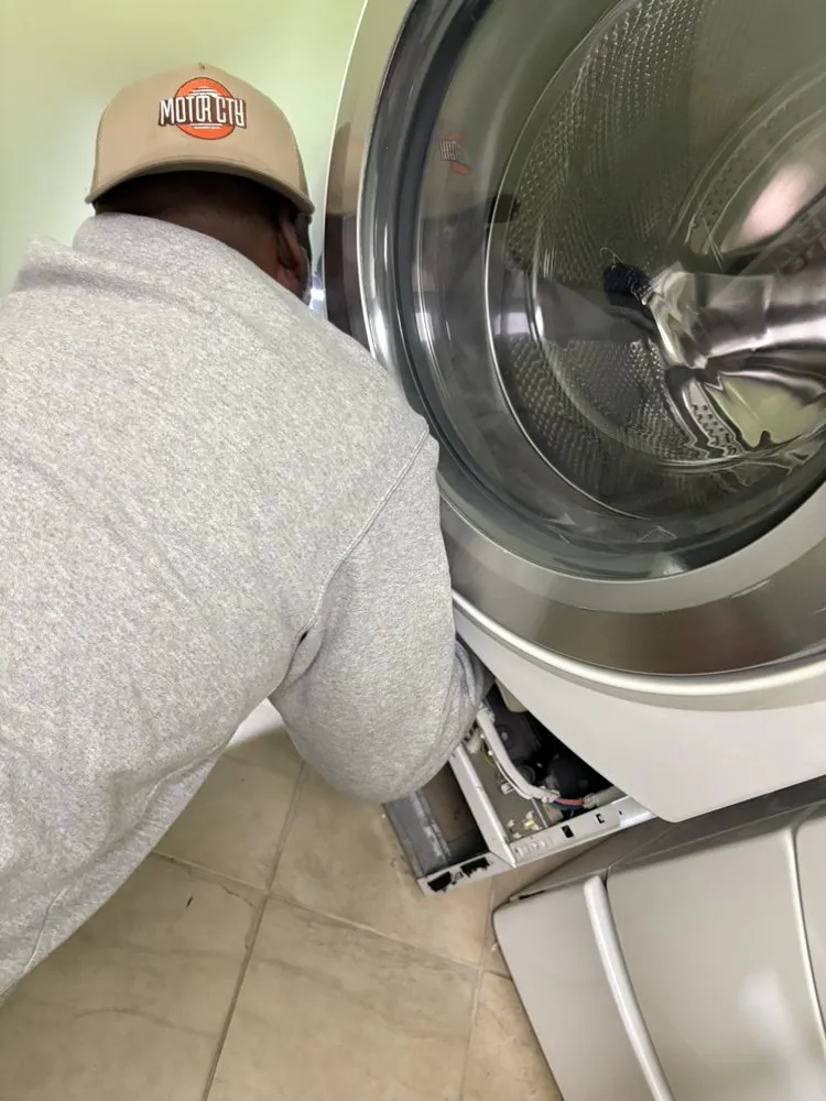 Slide of Motor City Appliance Repair