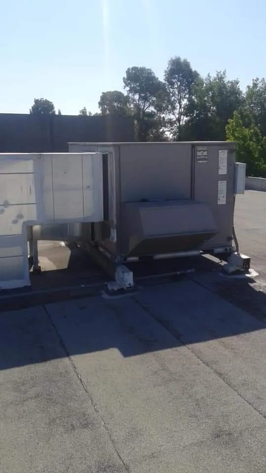 Slide of Moxie Mechanical