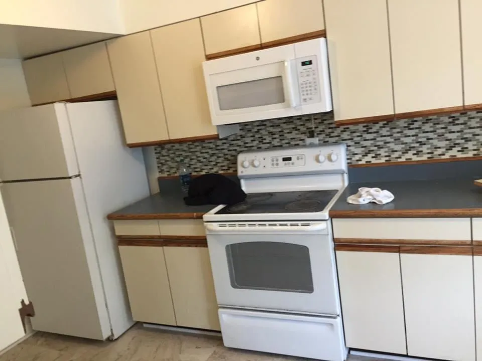 Slide of MOYA’S Handyman